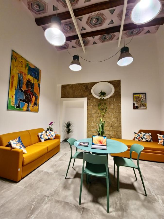 Borgo Dei Miracoli Hotel Napoli Exterior foto